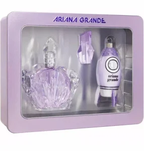 Ariana Grande R.E.M. Eau de Parfum 3-Piece Gift Set (3.4 oz EDP Spray + Mini + Ornament)