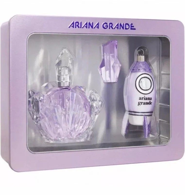Ariana Grande R.E.M. Eau de Parfum 3-Piece Gift Set (3.4 oz EDP Spray + Mini + Ornament)